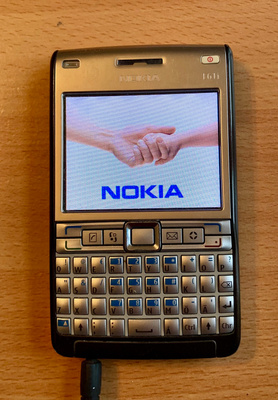 Testattu Nokia E61i GSM retro business matkapuhelin