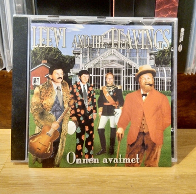 Leevi & The Leavings - Onnen Avaimet CD