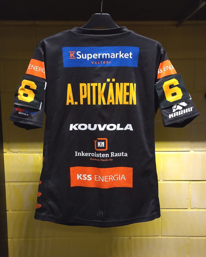KPL Akseli Pitkänen Game Worn kotipelipaita