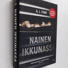 A. J. Finn : Nainen ikkunassa - pikkukuva 1