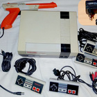 Nintendo NES Pelikonsoli + Varusteet + 5x Peli - pikkukuva 1