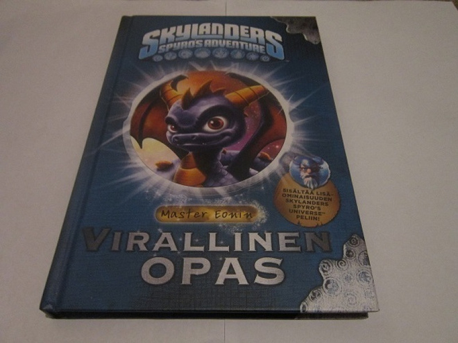 SKYLANDERS   Spyros adventure .  Virallinen opas.