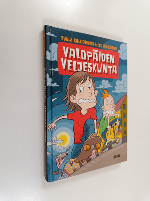 Tuula ym. Kallioniemi : Valopäiden veljeskunta
