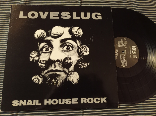 LOVESLUG Snail House Rock 12"