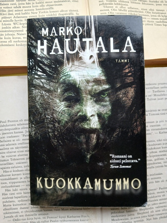 Marko Hautala - Kuokkamummo (pokkari)