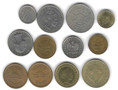 12 KPL KOKO MAAILMA KOLIKKOJA MM. JAPANI,USA,PUOLA,UNKARI,TA