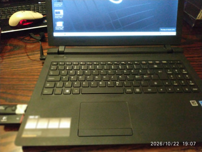 Hienokuntoinen kannettava tietokone Lenovo B50-10