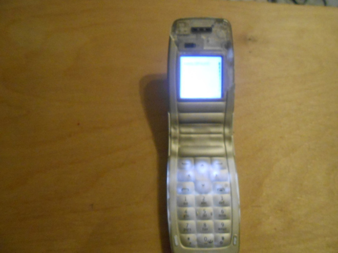 Nokia 2662 varaosiksi.