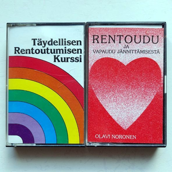2 kpl Rentoutus c-kasettia