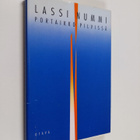Lassi Nummi : Portaikko pilvissä : runoja (signeerattu, t... - pikkukuva 1