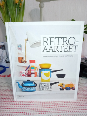 Huusko - Huttunen  :  Retroaarteet ( SIS POSTIKULU  )