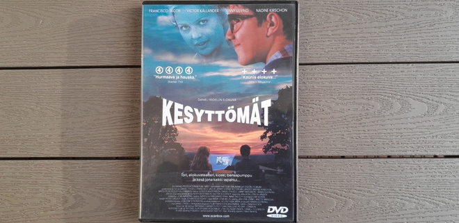 DVD: Kesyttömät (Francisco Jacob, Nadine Kirchon 2000)