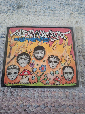 Tulenkantajat-Kuulekoenäe CDS