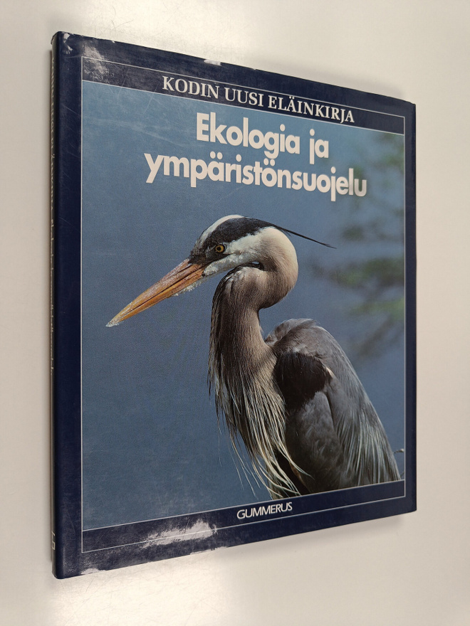Lionel (toim.) Bender : Kodin uusi eläinkirja : Ekologia ...