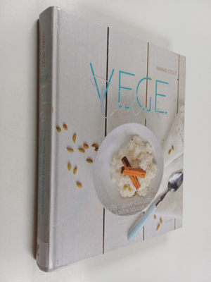 Hanna Stolt : Vegetalvi : talven parhaat kasvisreseptit a...