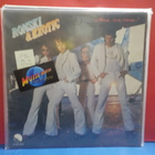 RONSKI & EXOTIC - HERE WE COME EX+/EX- FIN -76 1.PAINOS LP - pikkukuva 1