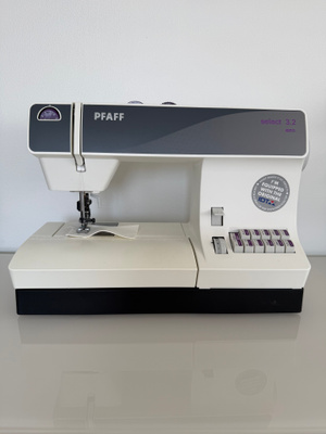 Pfaff Select 3.2 ompelukone