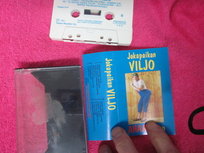 VIELÄ KERRAN VILJO JA HEPPU HEI : AMC 1050