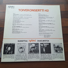 TOIVEKONSERTTI 42 Irwin Goodman, Markku Aro ym. LP - pikkukuva 2