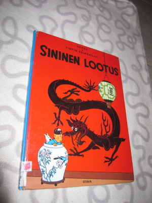 SININEN LOOTUS : KOVAKANTINEN