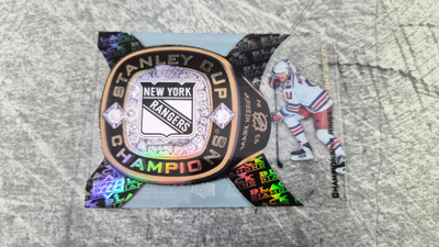 Mark Messier 2013-14 Black Diamond Championship RIngs