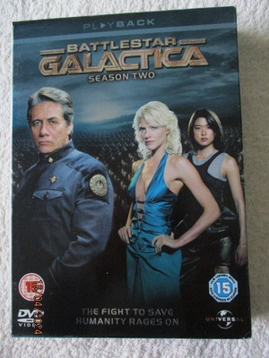BATTLESTAR GALACTICA (SEASON TWO 6 x DVD)