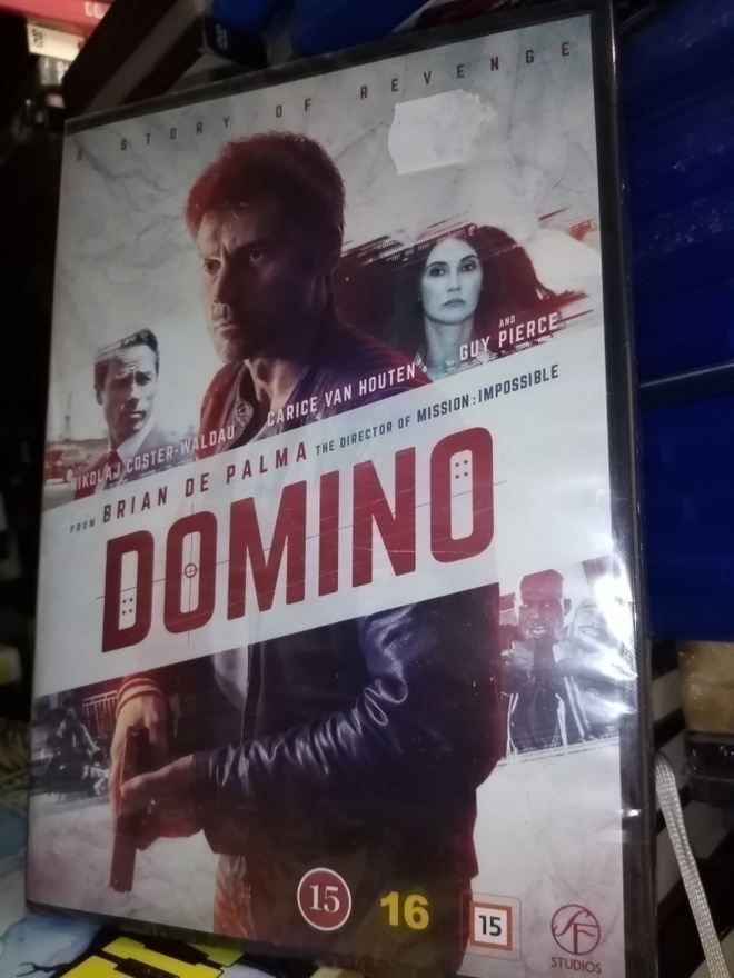 DVD DOMINO (UUSI) SIS POSTIKULU