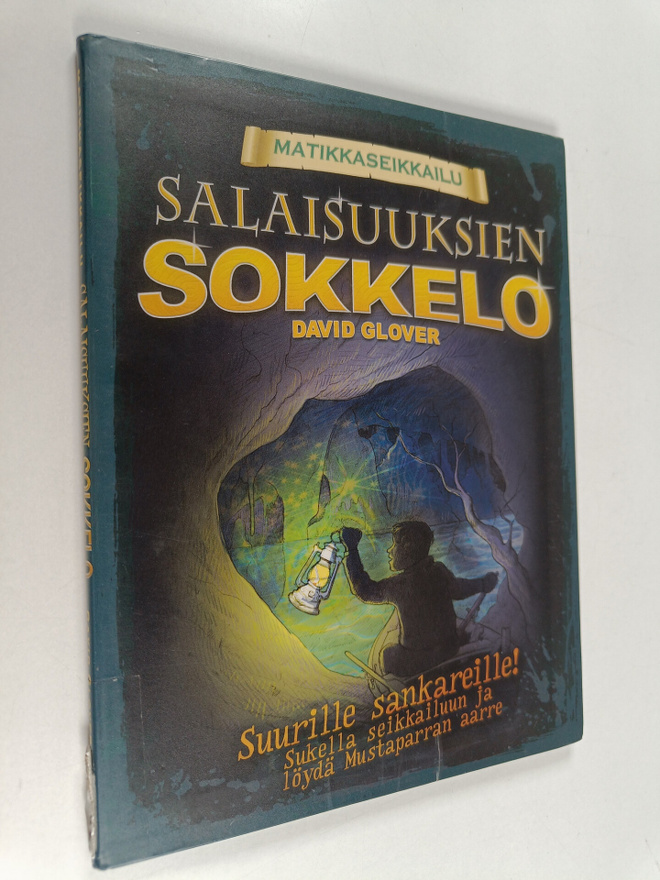 David Glover : Salaisuuksien sokkelo