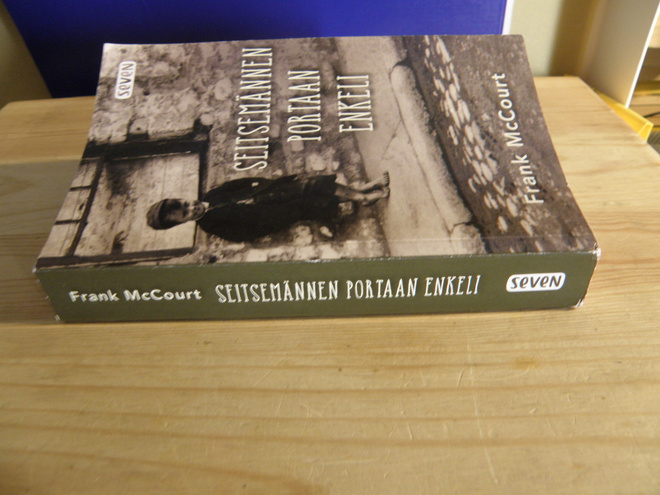 Frank McCourt Seitsemännen portaan enkeli (nidottu)