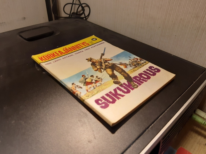 Korkeajännitys 10/1975 Sukukirous