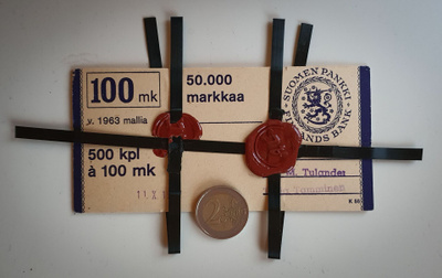 Suomen Pankin setelinipun sinetit tms.. nauhat