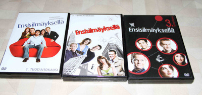 Ensisilmäyksellä kaudet 1-3 DVD