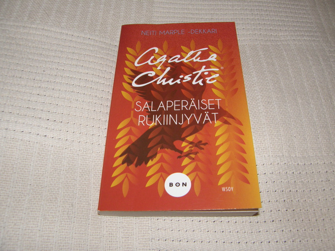 Agatha Christie Salaperäiset rukiinjyvät  -pok