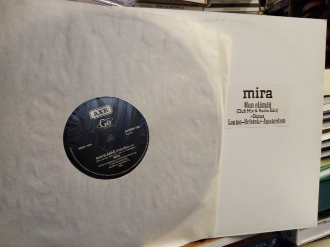 12" maxisingle :  Mira :  Mun elämää ( SIS POSTIKULU)
