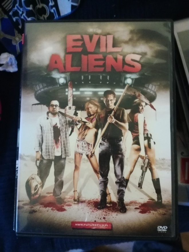 Evil aliens
