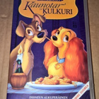 KAUNOTAR JA KULKURI 1955 VHS WALT DISNEY - pikkukuva 1