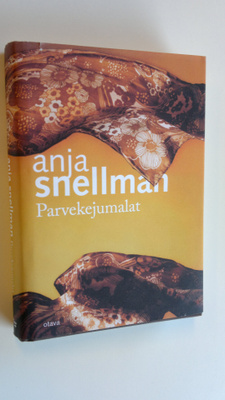 Anja Snellman : Parvekejumalat