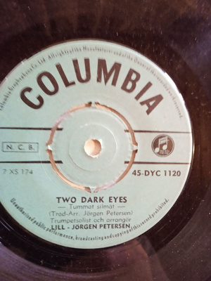 SINGLE- LEVY: LILL- JÖRGEN PETERSEN   COLUMBIA 45- DYC 1120