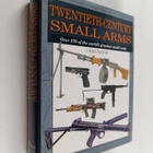 Chris McNab : Twentieth-century small arms - pikkukuva 1