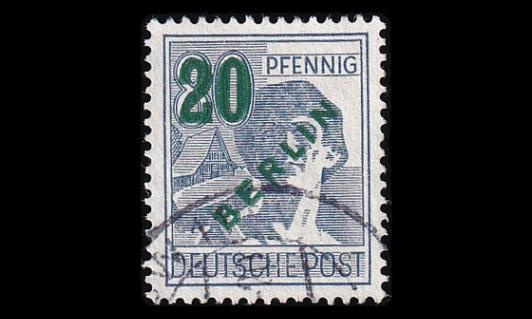 Berlin 66 o Vihreä päällepainama 20 Pf (1949)