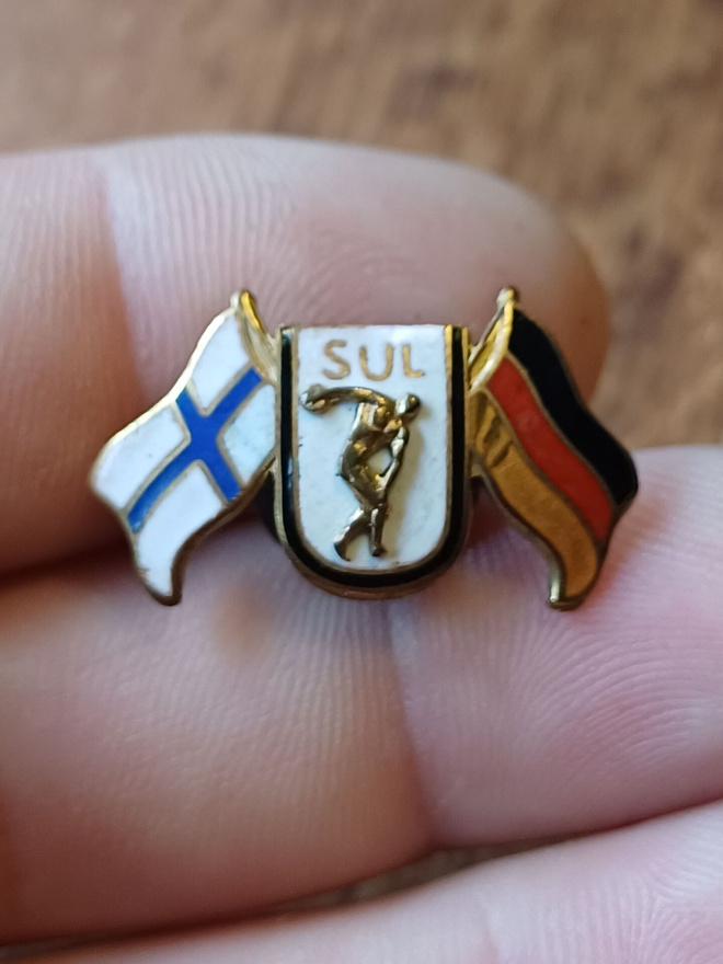 SUL Suomi-Saksa ruuvimerkki