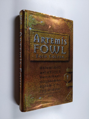 Eoin Colfer : Artemis Fowl