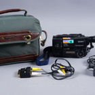 100. Sony CCD-TR415E, videokamera. - pikkukuva 1