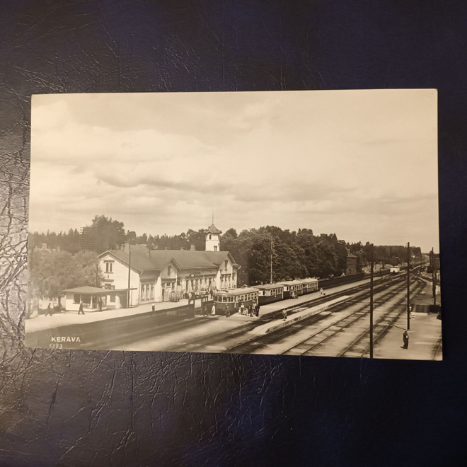 Kerava rautatieasema. V. 1965 kulkenut postikortti.