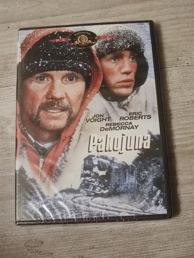 Pakojuna UUSI Jon Voight Eric Roberts Rebecca DeMornay