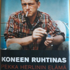 John Simon: Koneen ruhtinas - pikkukuva 1