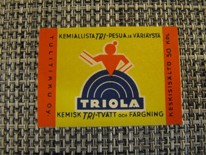 Triola. Kemiallista TRI-pesua ja värjäystä.