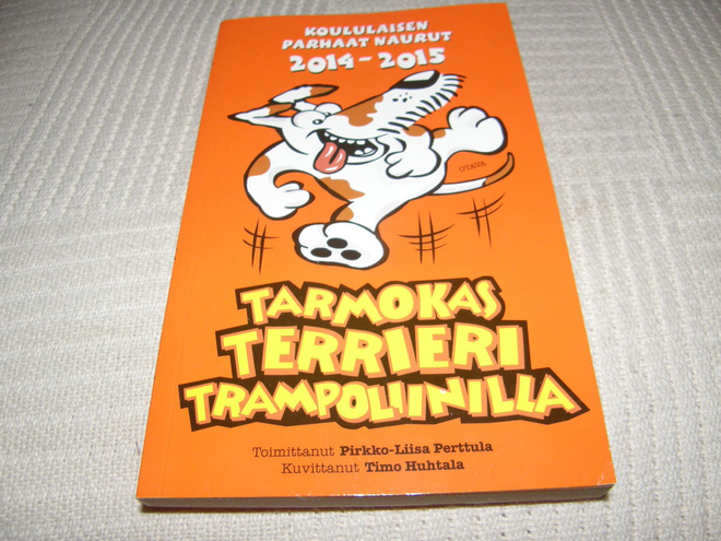 Perttula - Huhtala Tarmokas terrieri trampoliinilla