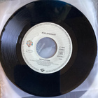 7" single Rod Stewart Infatuation/Three time loser - pikkukuva 1