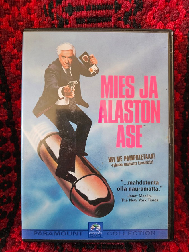 Mies ja alaston ase (DVD) Leslie Nielsen